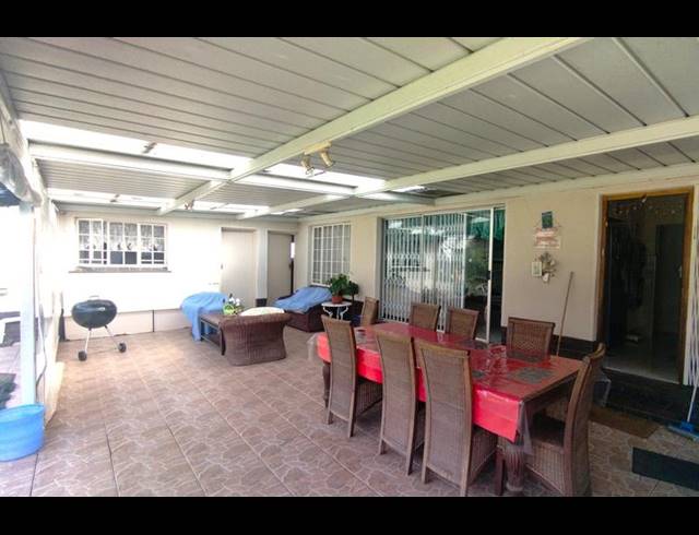 3 BEDROOM HOUSE FOR SALE IN FERNCLIFFE